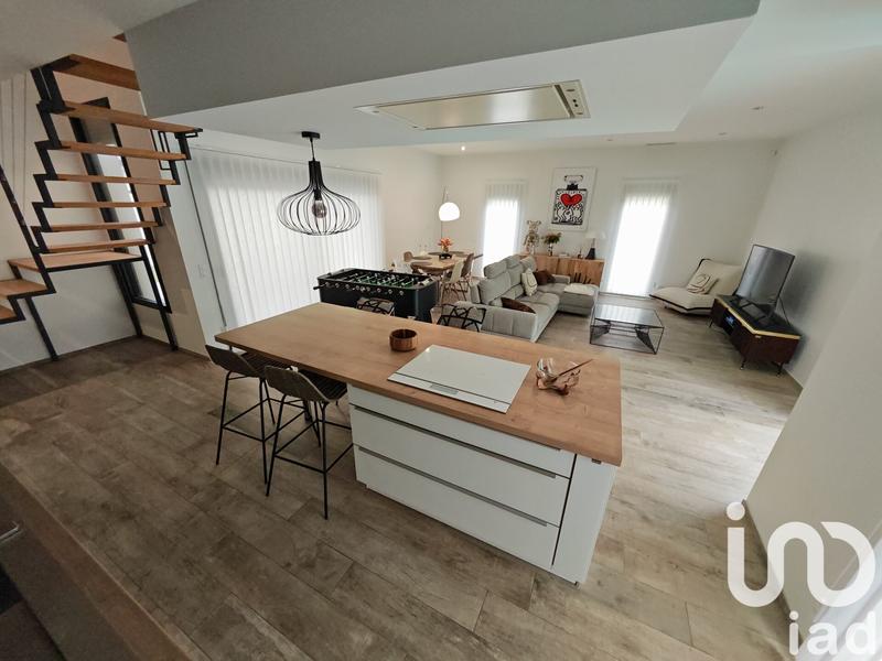 Maison - 125 m² - 5 pièces