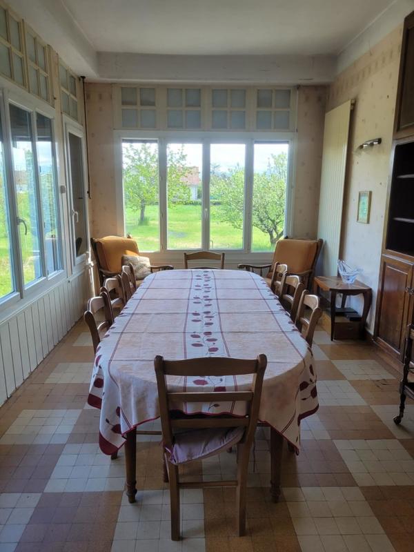 Maison - 180 m² - 7 pièces