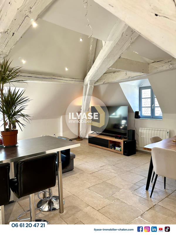 Appartement - 77 m² - 3 pièces