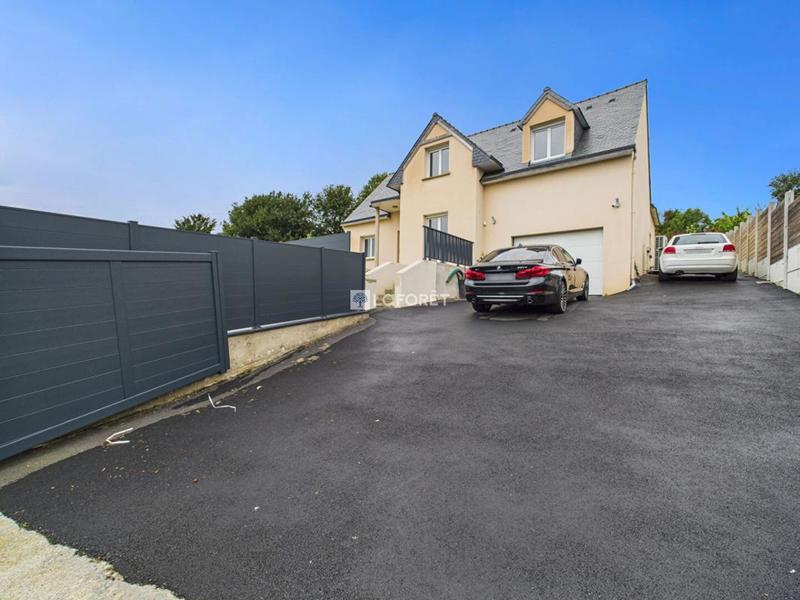 Maison - 163 m² - 6 pièces