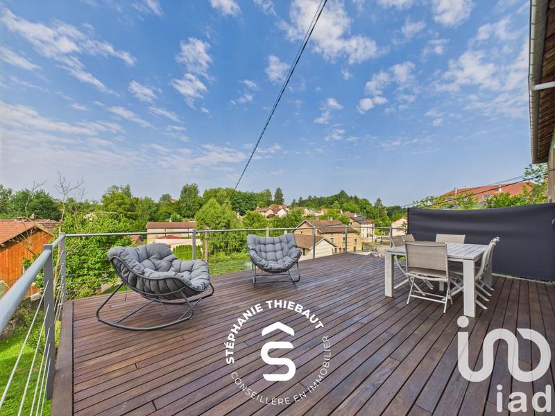 Appartement - 80 m² - 3 pièces