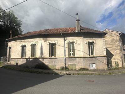 Maison - 800 m² - 15 pièces