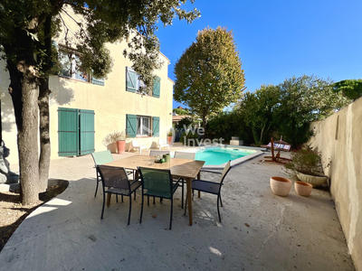 Maison traditionnelle - 156 m² - 6 pièces