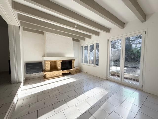 Appartement - 99 m² - 4 pièces