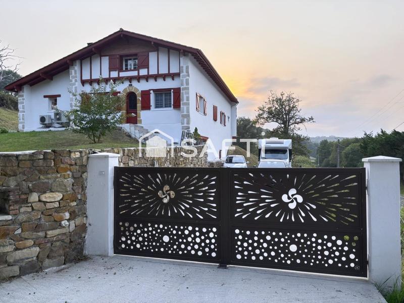 Maison - 157 m² - 5 pièces