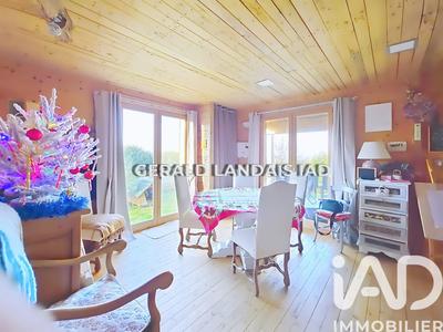 Maison - 112 m² - 4 pièces