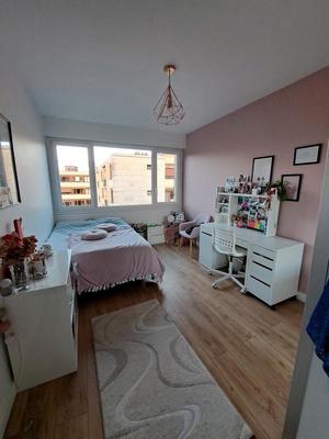 Appartement - 120 m² - 5 pièces