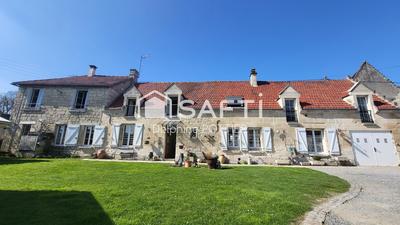 Maison - 216 m² - 8 pièces