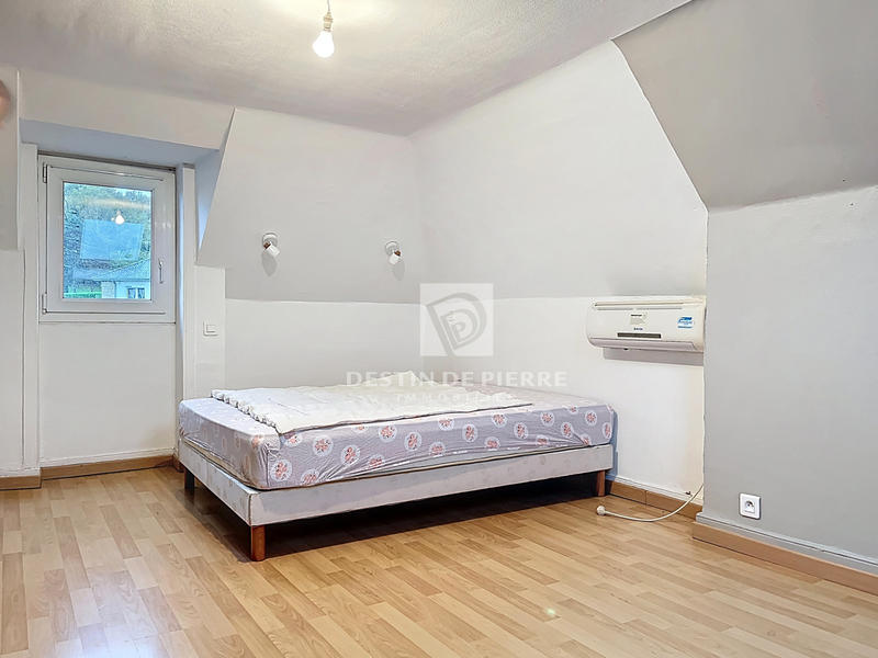 Maison - 160 m² - 7 pièces