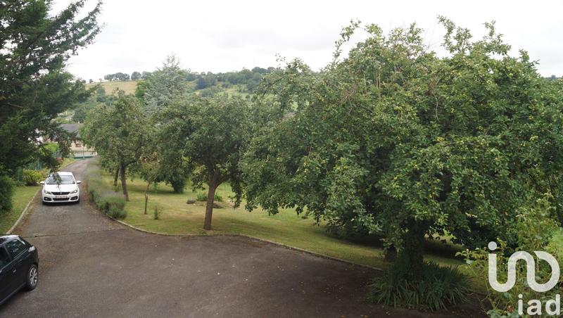 Maison - 275 m² - 13 pièces