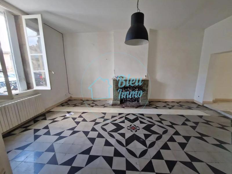 Grange - 526 m² - 6 pièces