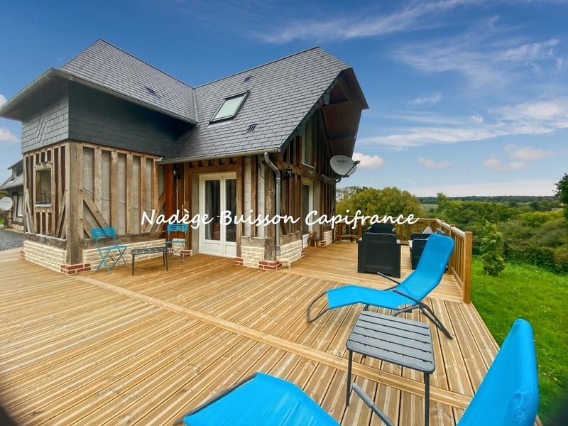 Maison traditionnelle - 140 m² - 7 pièces