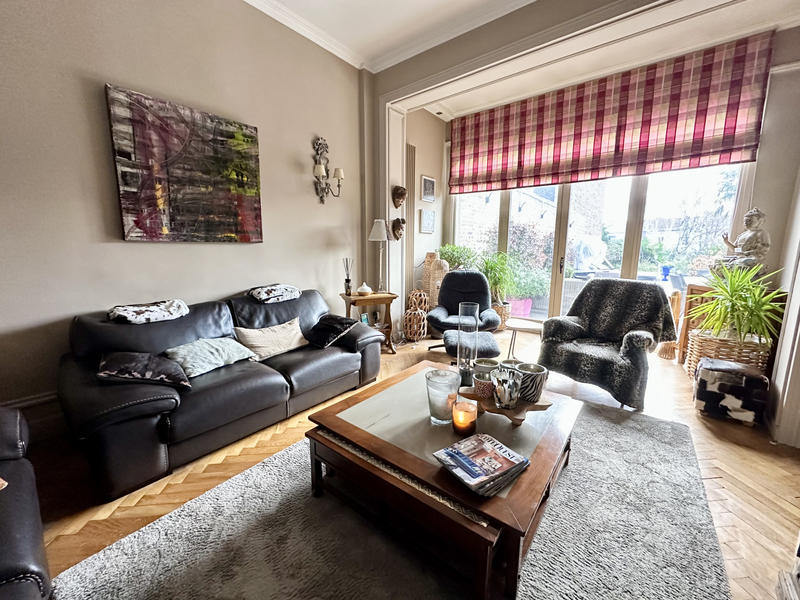 Maison - 200 m² - 6 pièces