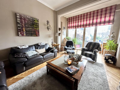 Maison - 200 m² - 6 pièces