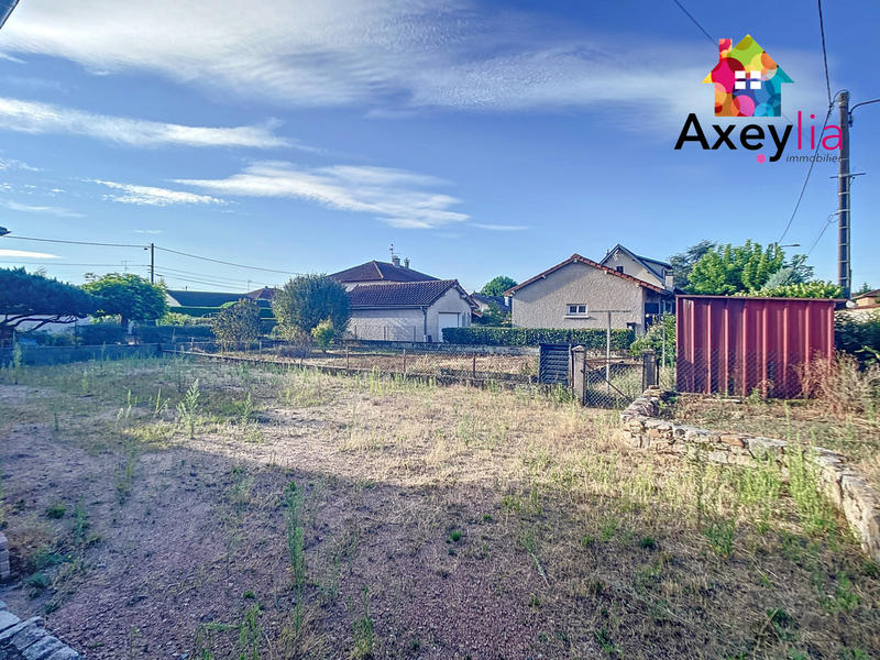 Maison - 99 m² - 5 pièces