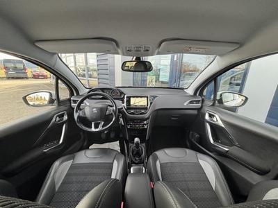 Peugeot 2008 1.2 Puretech 110 s&amp;amp;S Allure