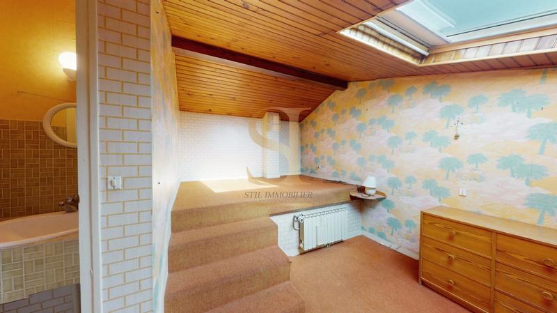 Maison - 180 m² - 8 pièces