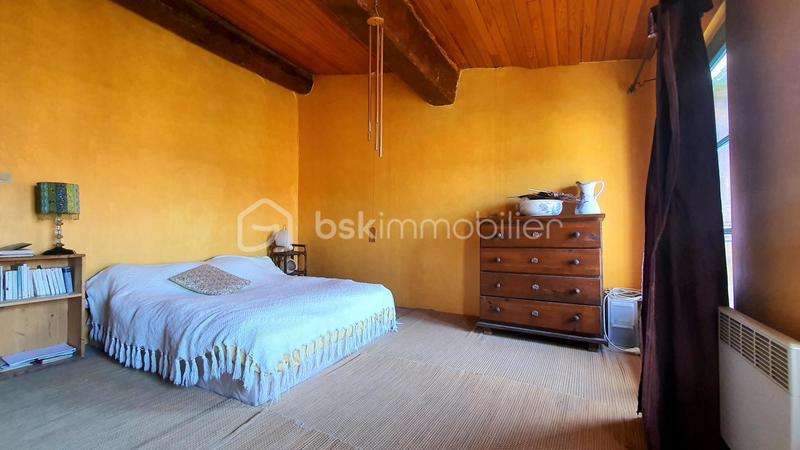 Maison en pierre - 156 m² - 6 pièces