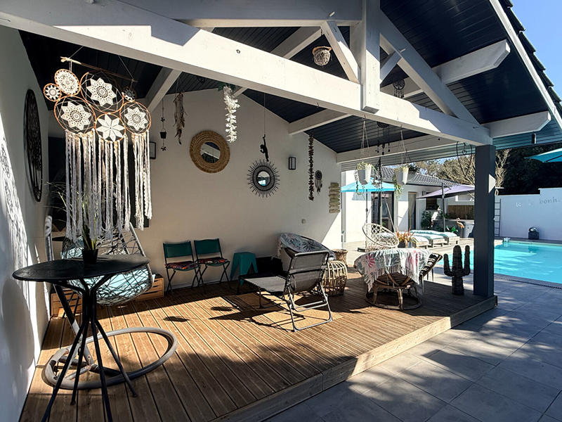 Maison - 180 m² - 5 pièces