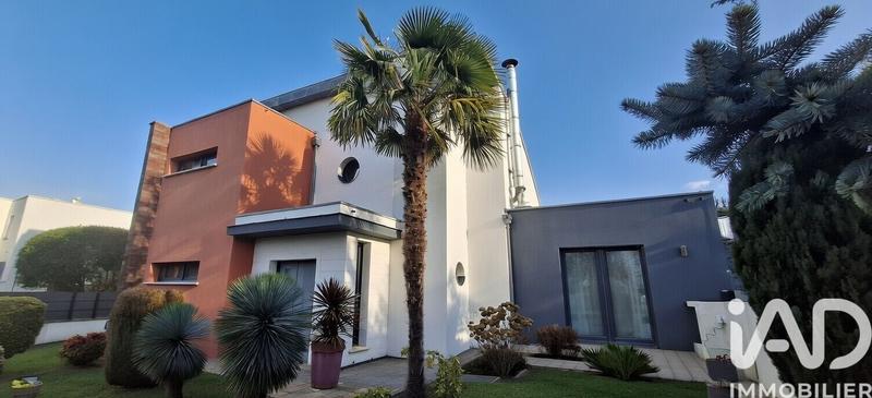 Maison de maîtres - 185 m² - 7 pièces