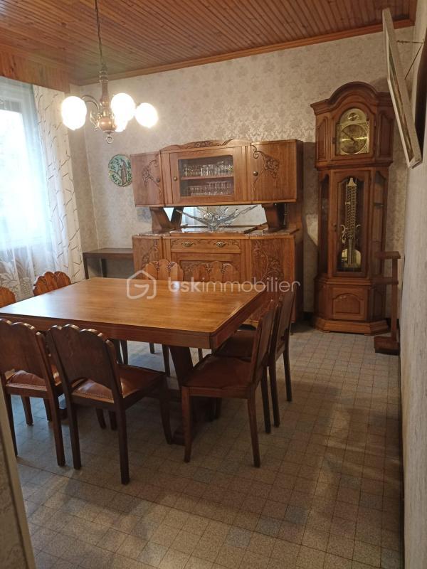 Maison - 110 m² - 6 pièces