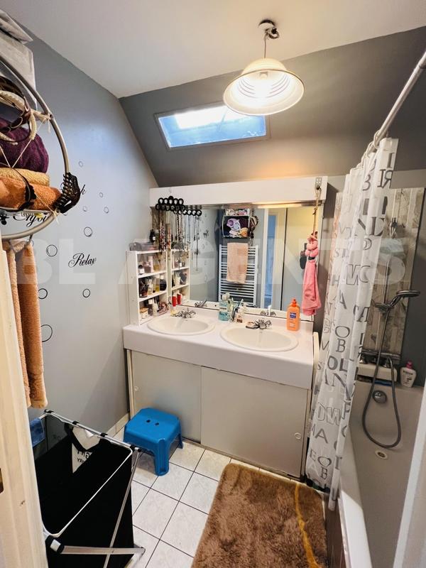 Maison - 91 m² - 5 pièces