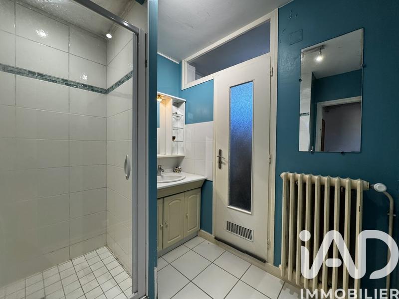 Appartement - 93 m² - 5 pièces