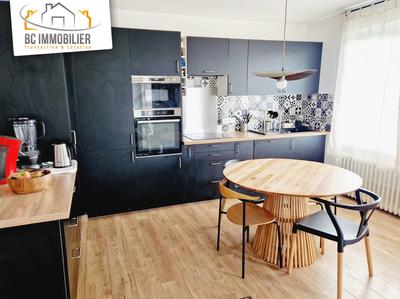 Appartement - 88 m² - 4 pièces