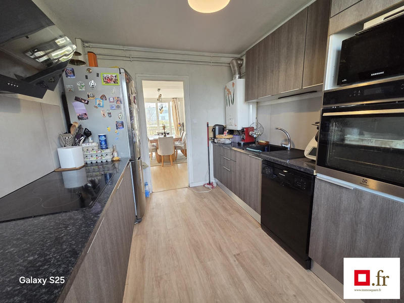 Appartement - 82 m² - 4 pièces