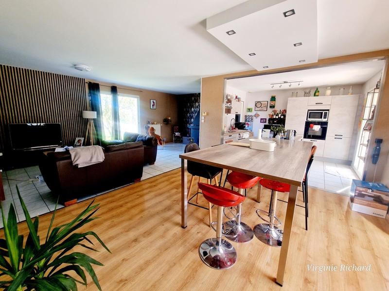 Maison - 140 m² - 6 pièces