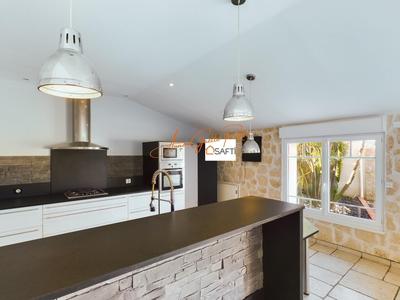 Maison - 184 m² - 6 pièces