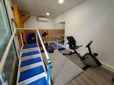 Local commercial - 113 m² - 5 pièces