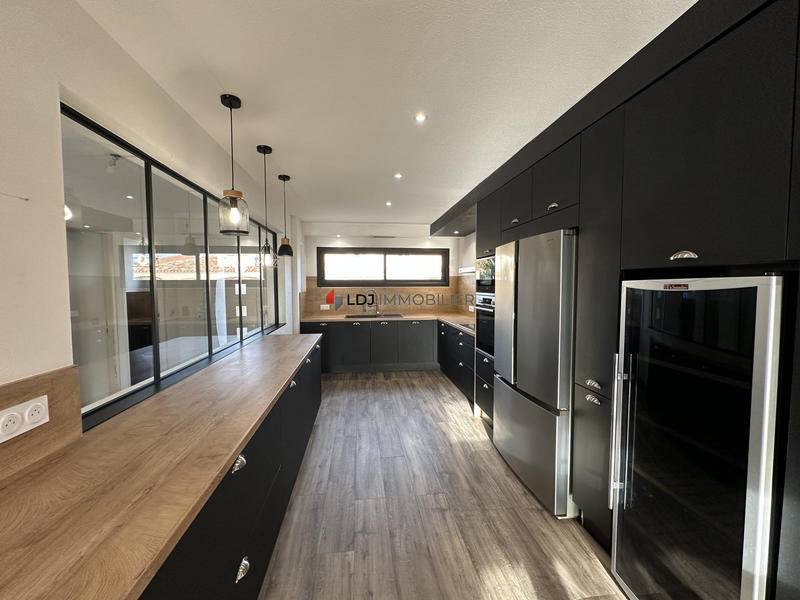 Villa - 147 m² - 5 pièces