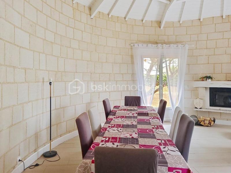 Maison d'architecte - 291 m² - 8 pièces