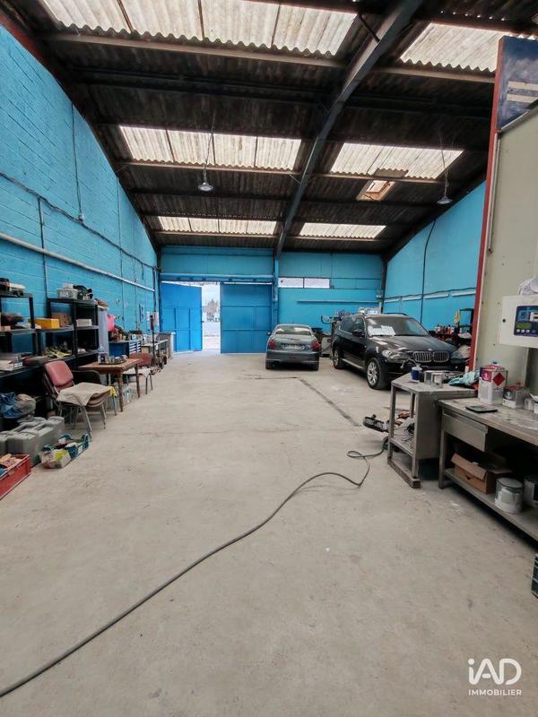 Local commercial - 825 m²