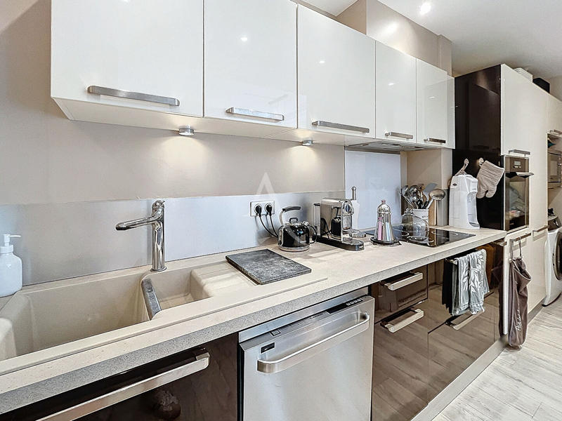 Appartement - 103 m² - 4 pièces