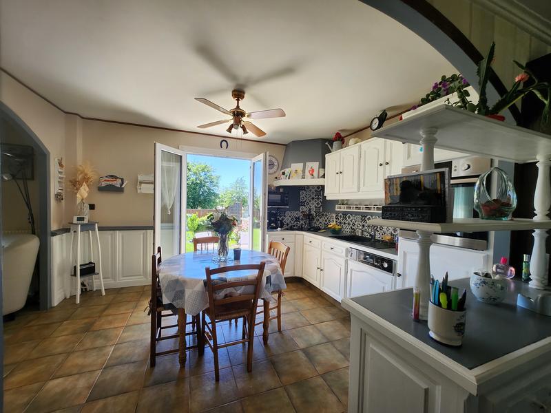 Maison - 102 m² - 5 pièces