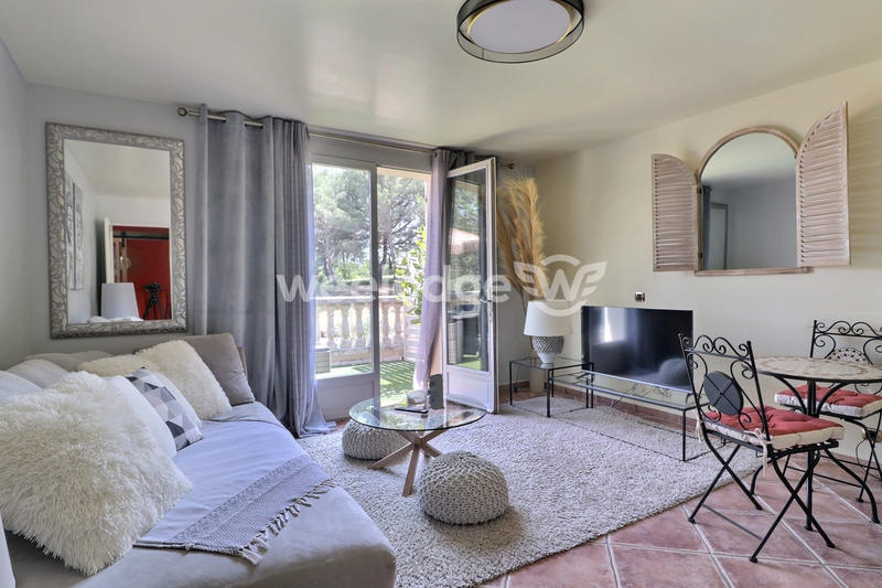 Bastide - 334 m² - 9 pièces