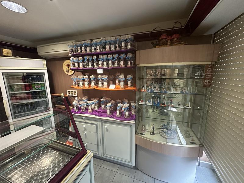 Fonds de commerce - 400 m²