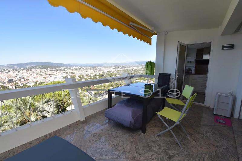 Appartement - 83 m² - 3 pièces