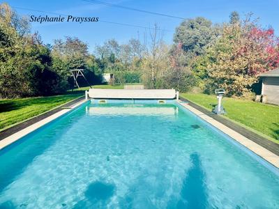 Maison - 140 m² - 5 pièces