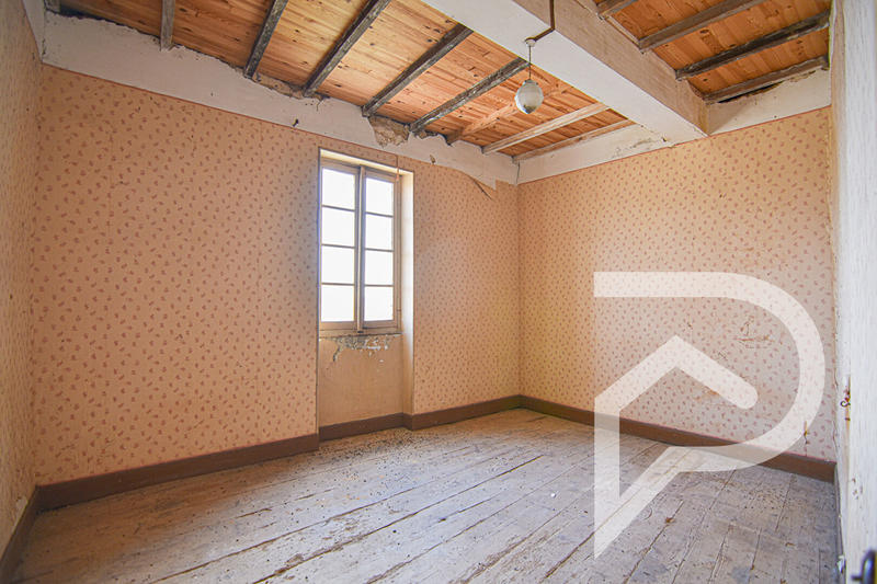 Maison - 260 m² - 7 pièces