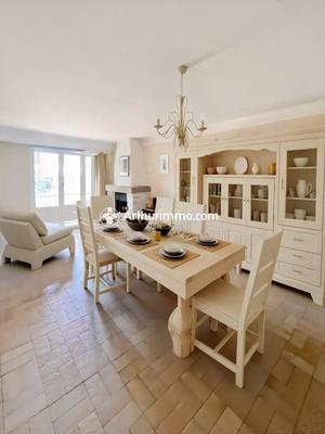 Maison - 85 m² - 3 pièces