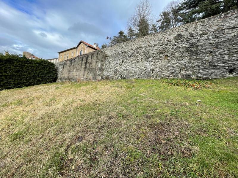 Terrain constructible - 600 m²