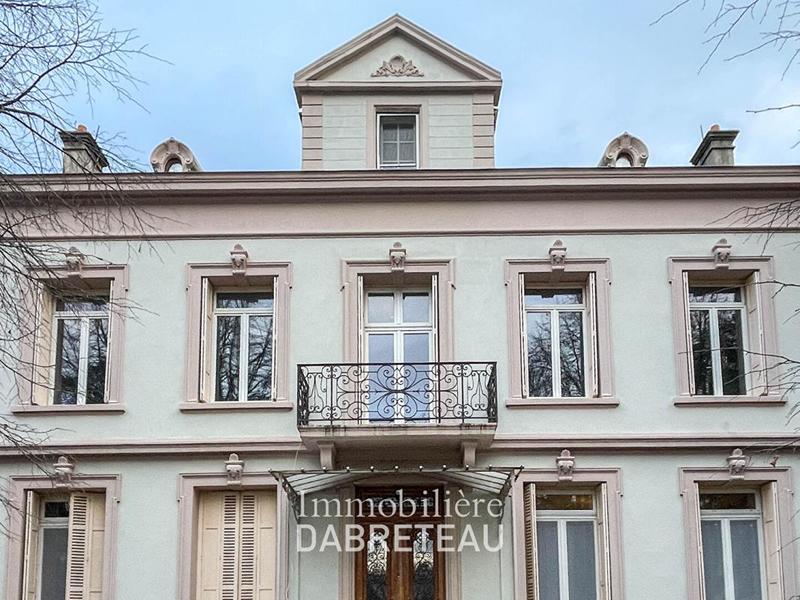 Appartement - 131 m² - 4 pièces