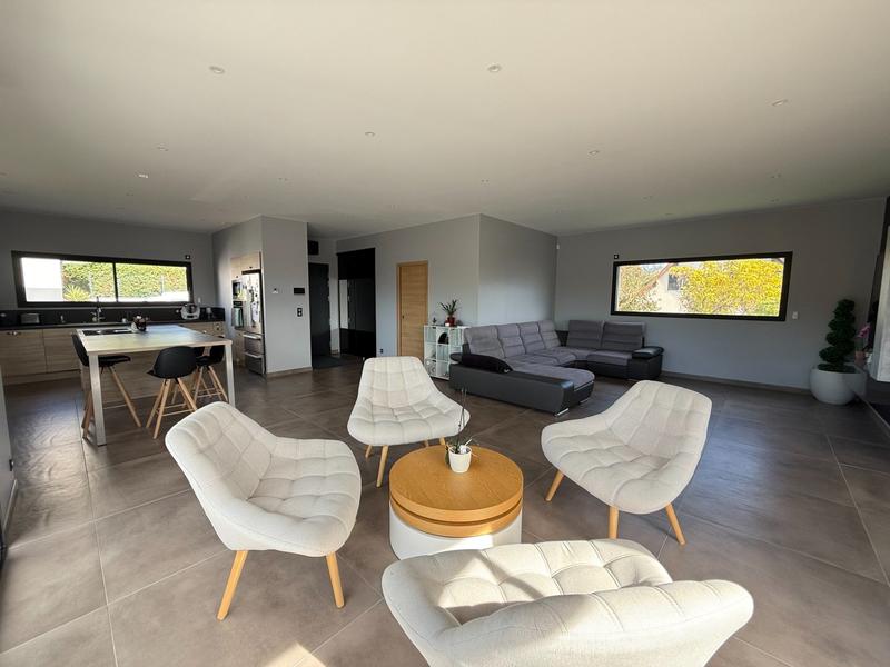 Maison - 165 m² - 5 pièces