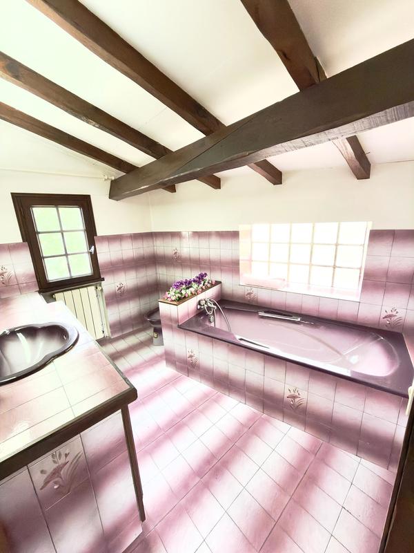 Maison - 138 m² - 8 pièces