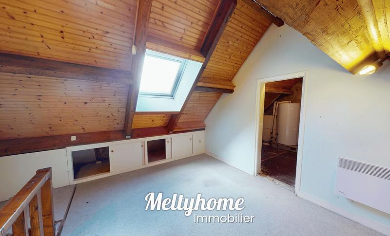 Maison - 92 m² - 5 pièces