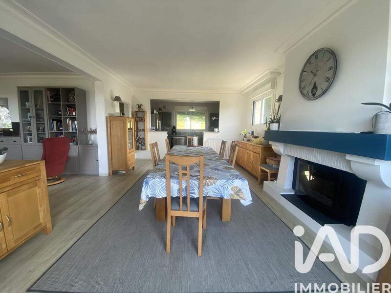 Maison - 217 m² - 8 pièces