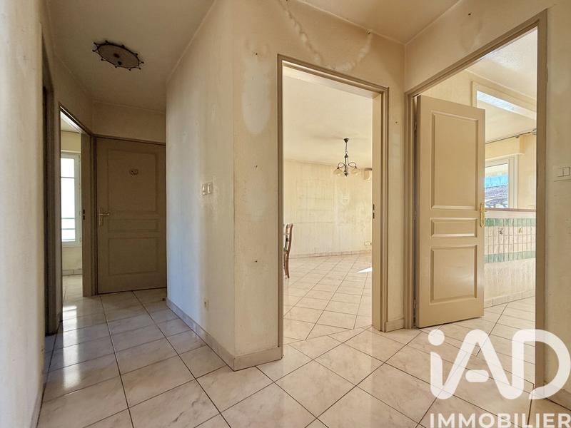 Appartement - 80 m² - 4 pièces